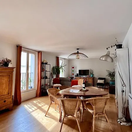 شقة Large, Quiet, Familial Floor Duplex *