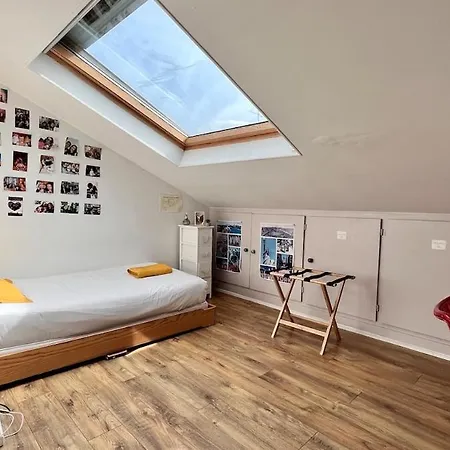 شقة Large, Quiet, Familial Floor Duplex باريس